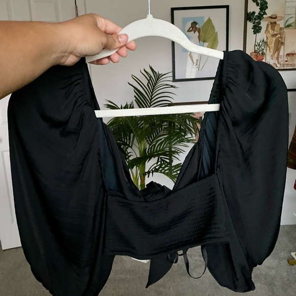 Black Crop Tie Top - Picture 2 of 3